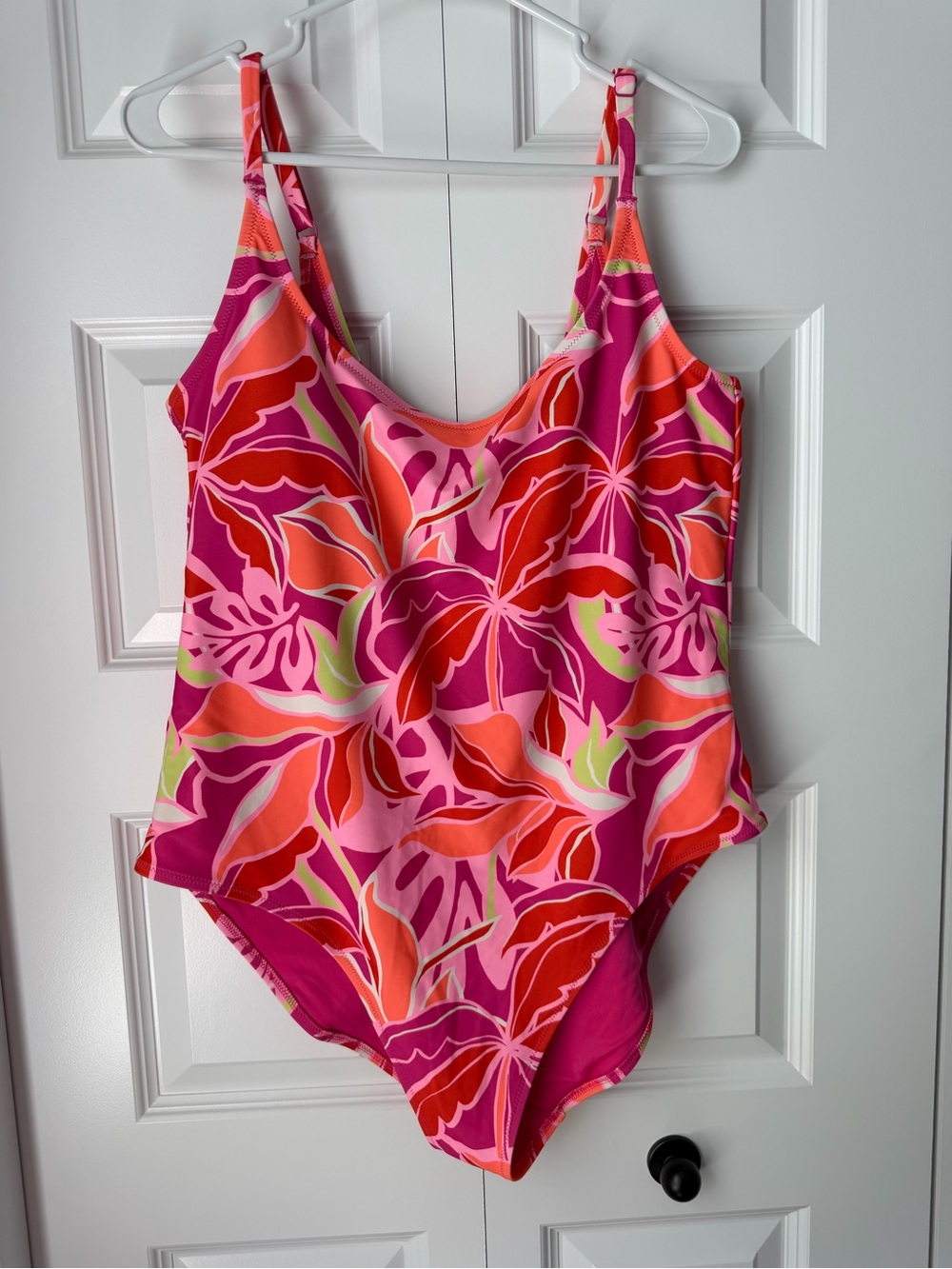 OLD NAVY // FLORAL SWIMSUIT NWOT